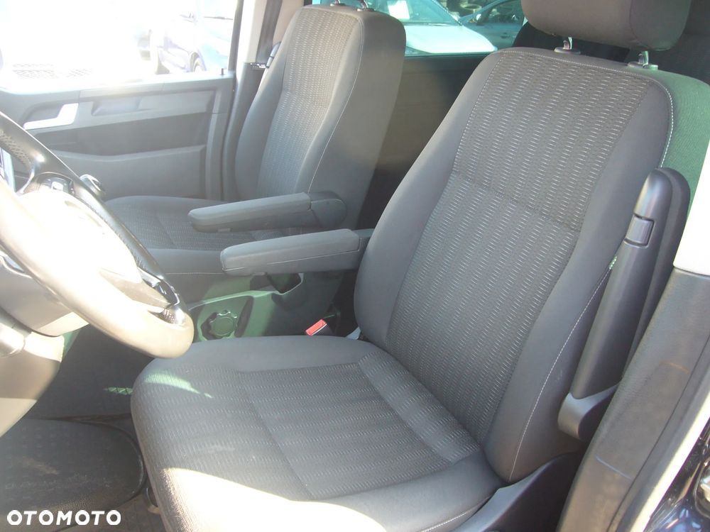 Volkswagen Caravelle 2.0 TDI L1 Comfortline - 12