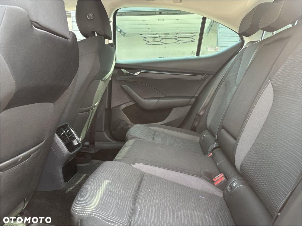Skoda Octavia 2.0 TDI Ambition - 15