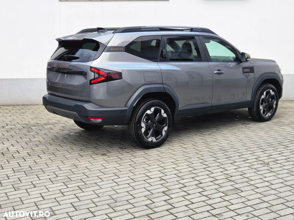 Dacia Bigster TCe 140 4X2 MHEV Extreme - 4