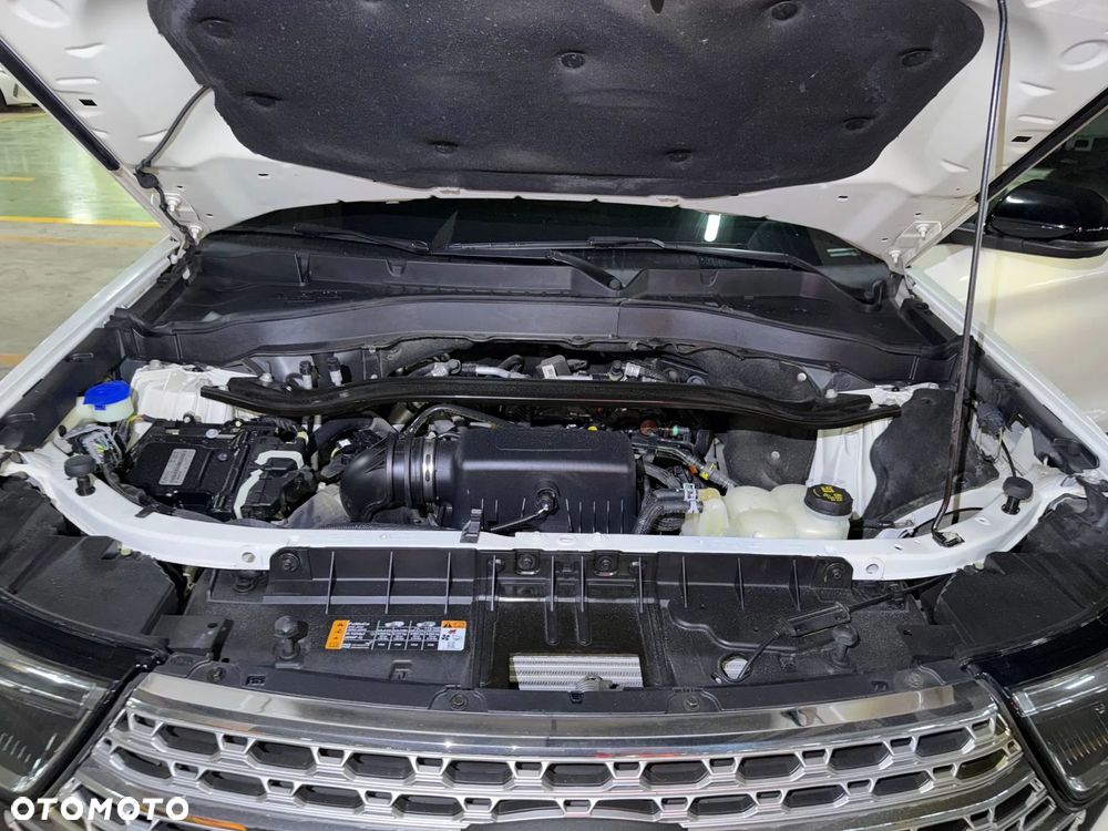 Ford Explorer - 20