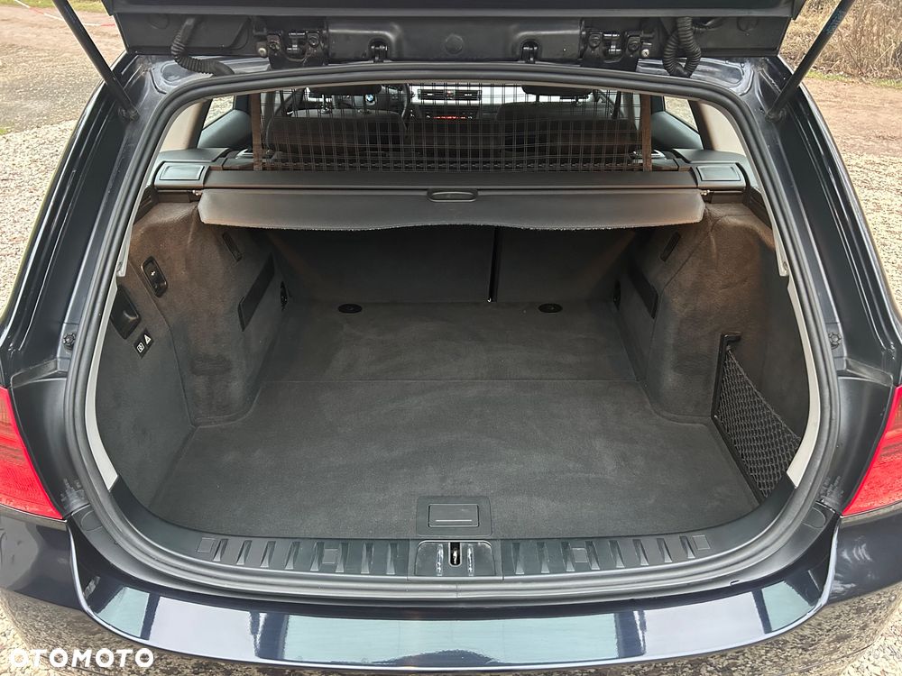 BMW Seria 3 318i Edition Lifestyle - 14