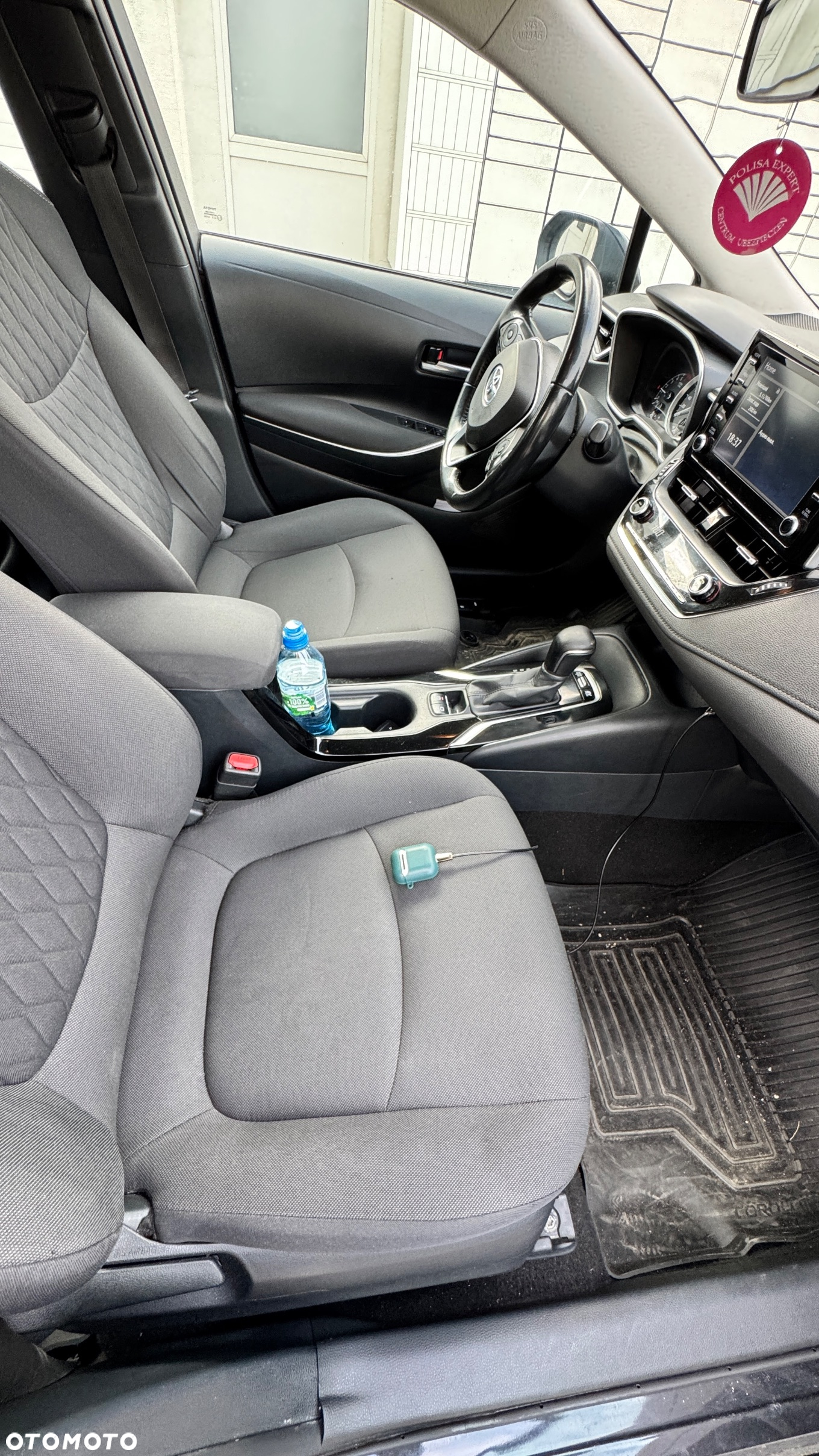 Toyota Corolla 1.8 Hybrid Active - 10