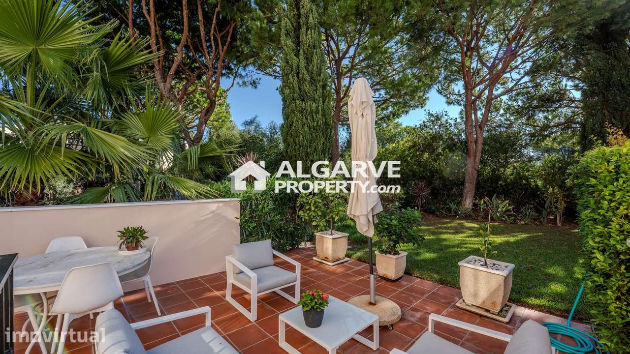 Moradia V4 de luxo num resort de luxo de golfe na Vila Sol - Grande imagem: 5/34