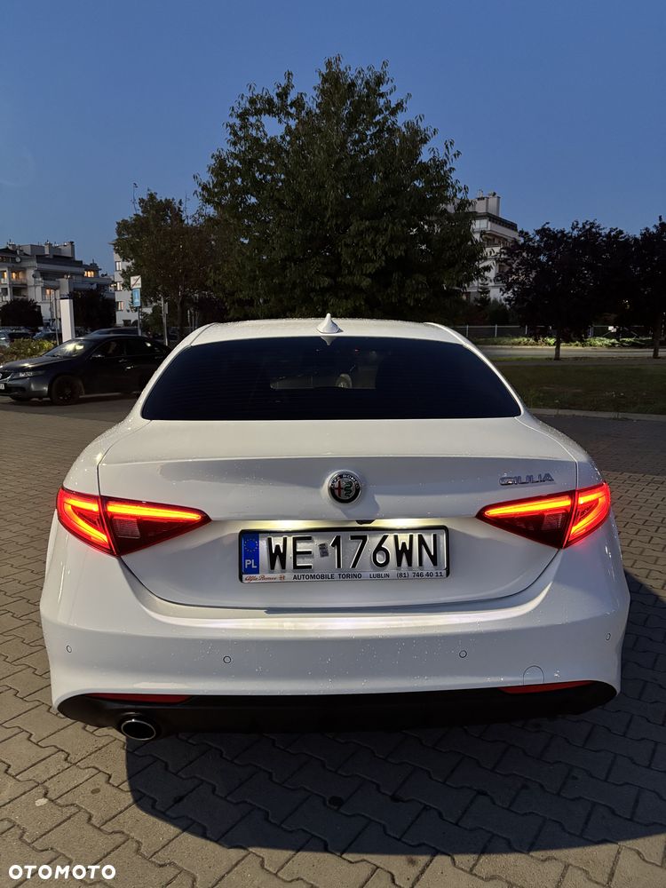 Alfa Romeo Giulia 2016 photo 5