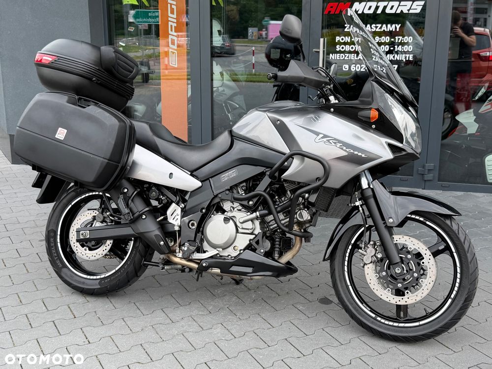 Suzuki V-STROM - 1