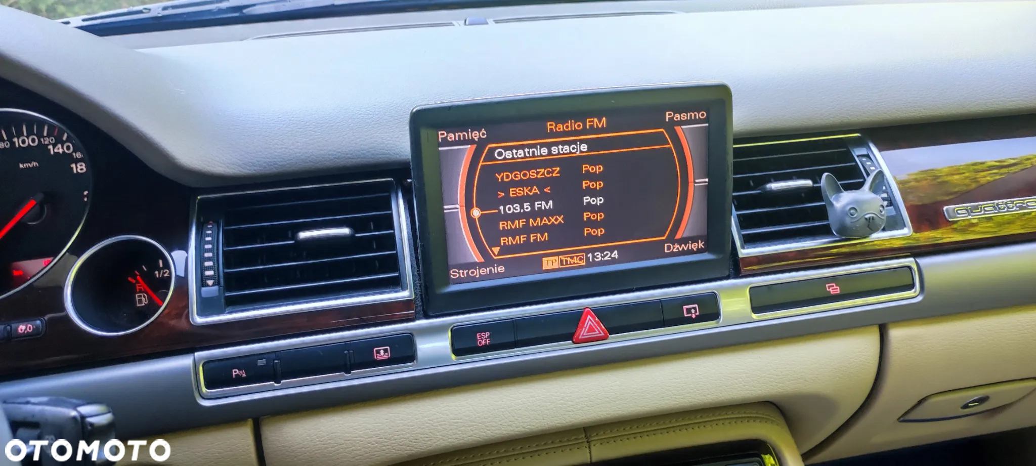 Audi A8 4.2 Quattro - 32