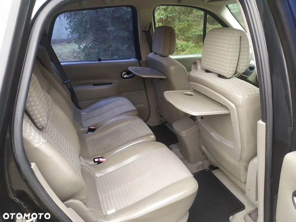 Renault Grand Scenic Gr 2.0 dCi Luxe Expression - 11