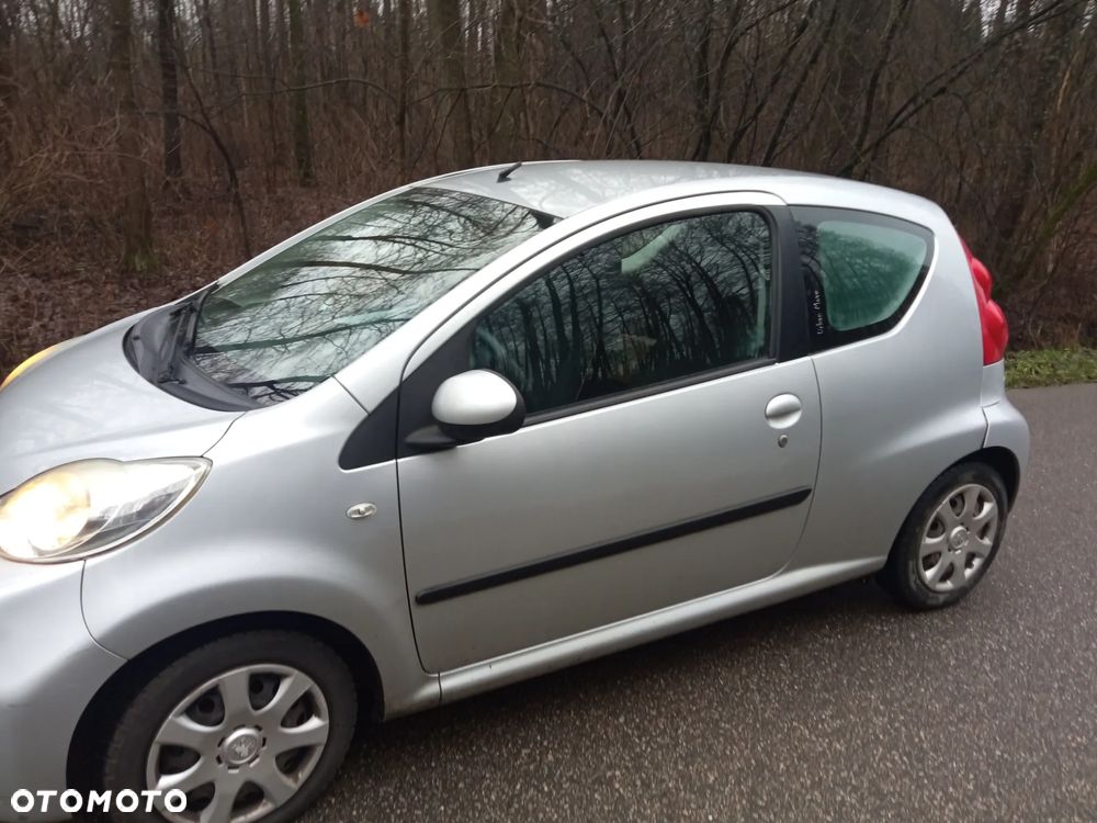 Peugeot 107 1.0 Urban Move - 7