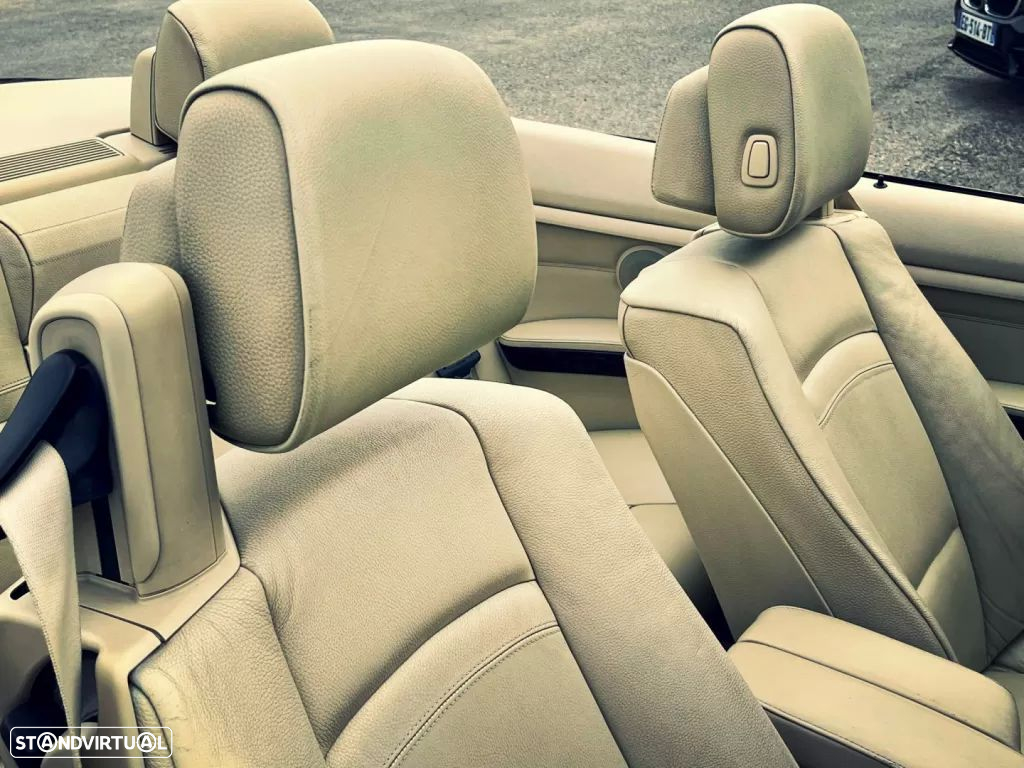 BMW 320 d Cabrio - 12
