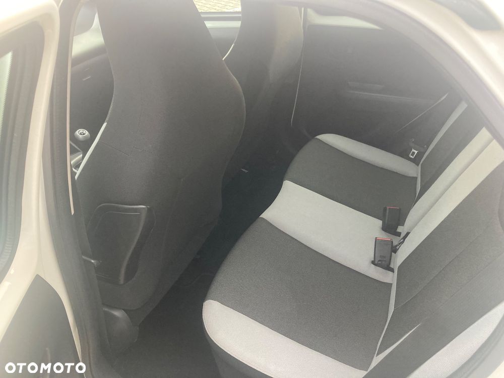Toyota Aygo x-play Edition S+ - 16