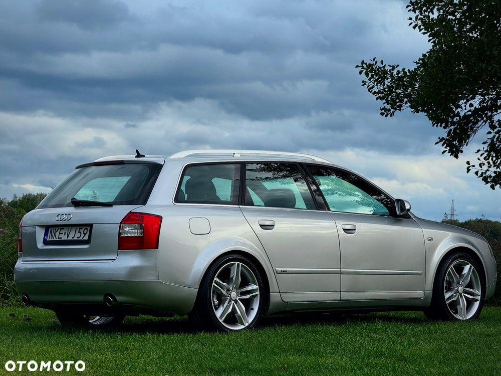 Audi A4 Avant - 4