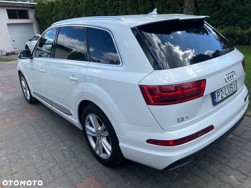 Audi Q7 - 7