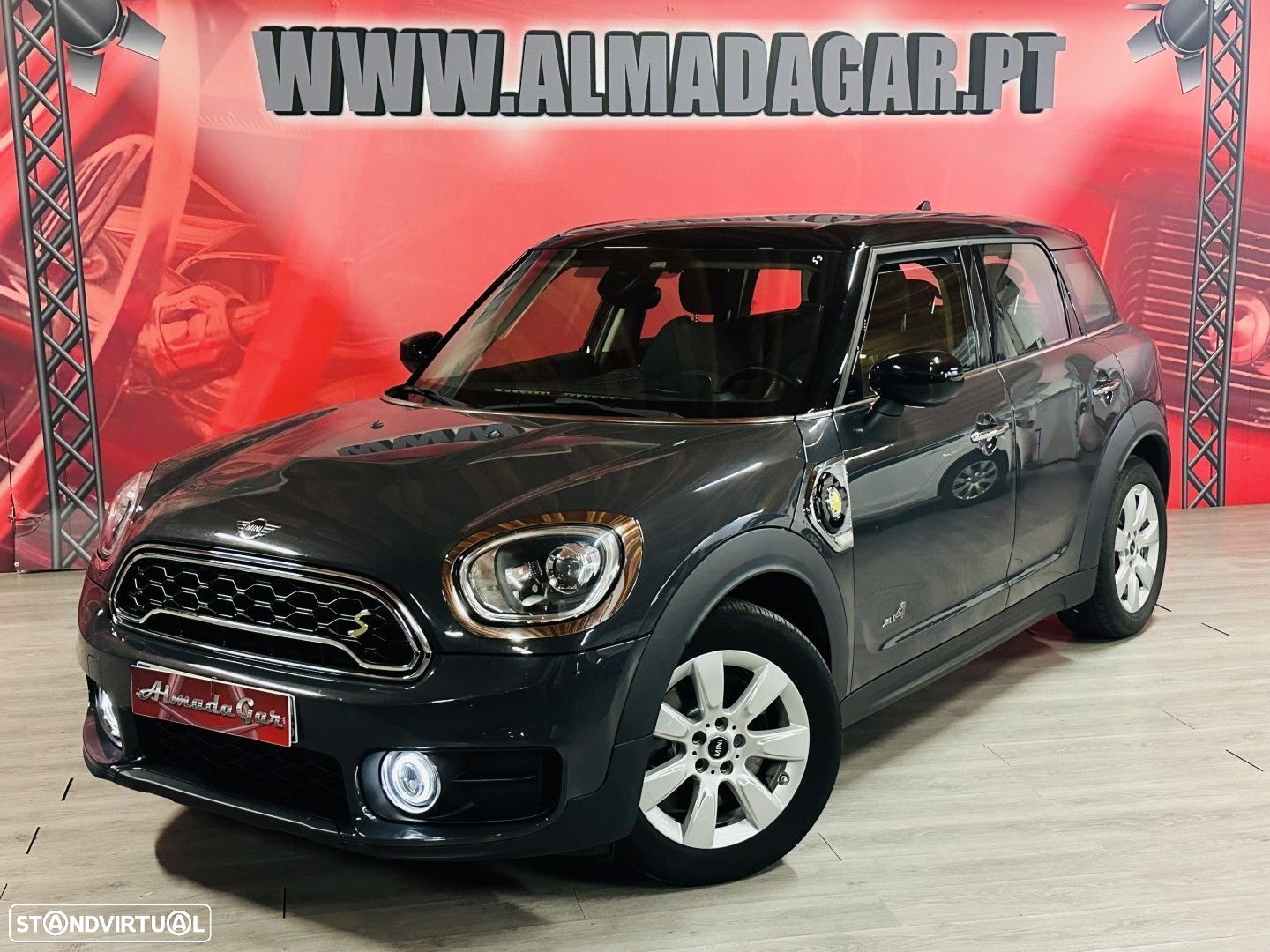 MINI Countryman Cooper SE ALL4 Auto - 1