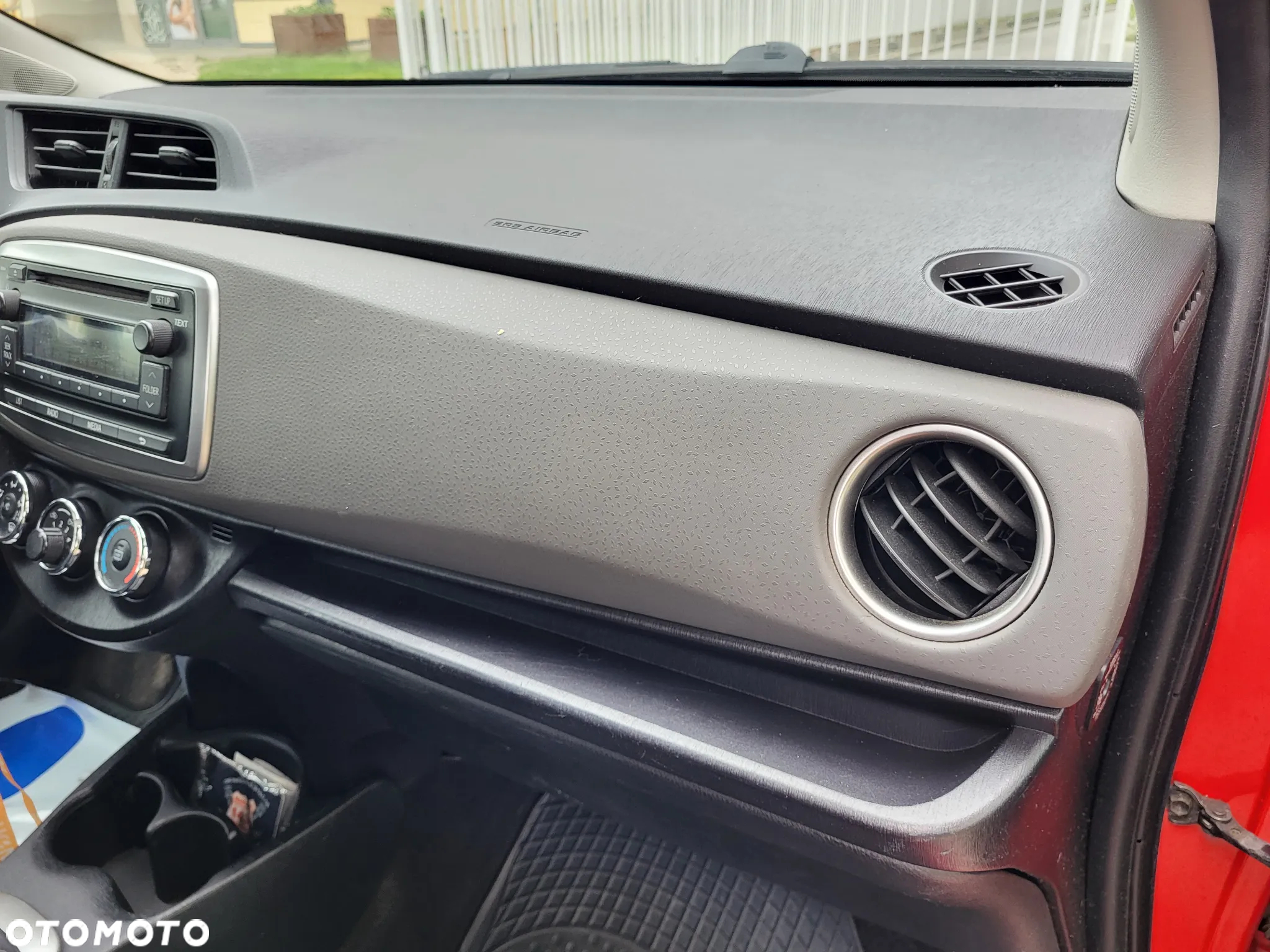 Toyota Yaris 1.0 Life - 23