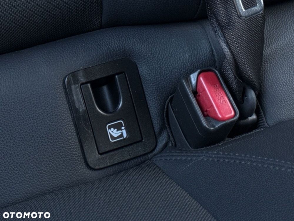Toyota Corolla 2.0 Hybrid GR Sport - 25