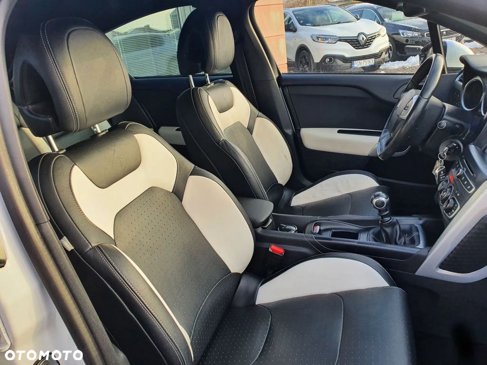 Citroën DS4 PureTech 130 Stop&Start SoChic - 12