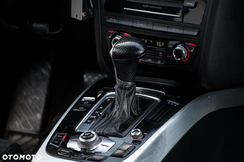 Audi A4 Avant 2.0 TDI DPF quattro S tronic S line Sportpaket - 20