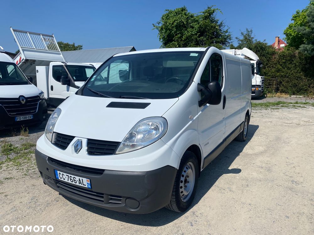 Renault Trafic - 13