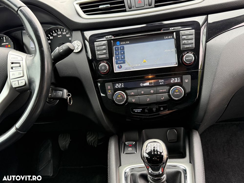 Nissan Qashqai 1.6 DCI ALL-MODE 4x4i ACENTA - 21