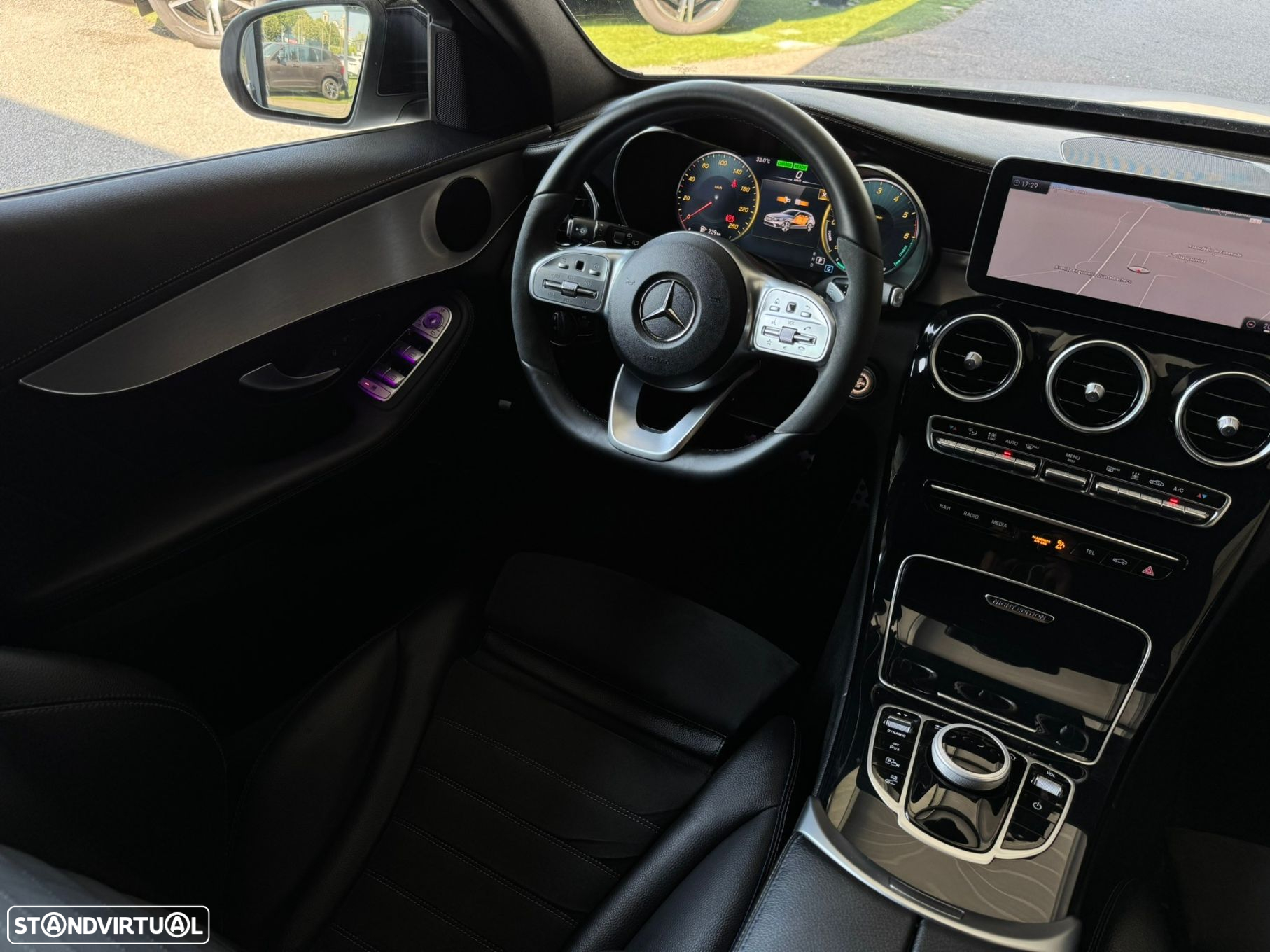 Mercedes-Benz C 300 de AMG Line - 23