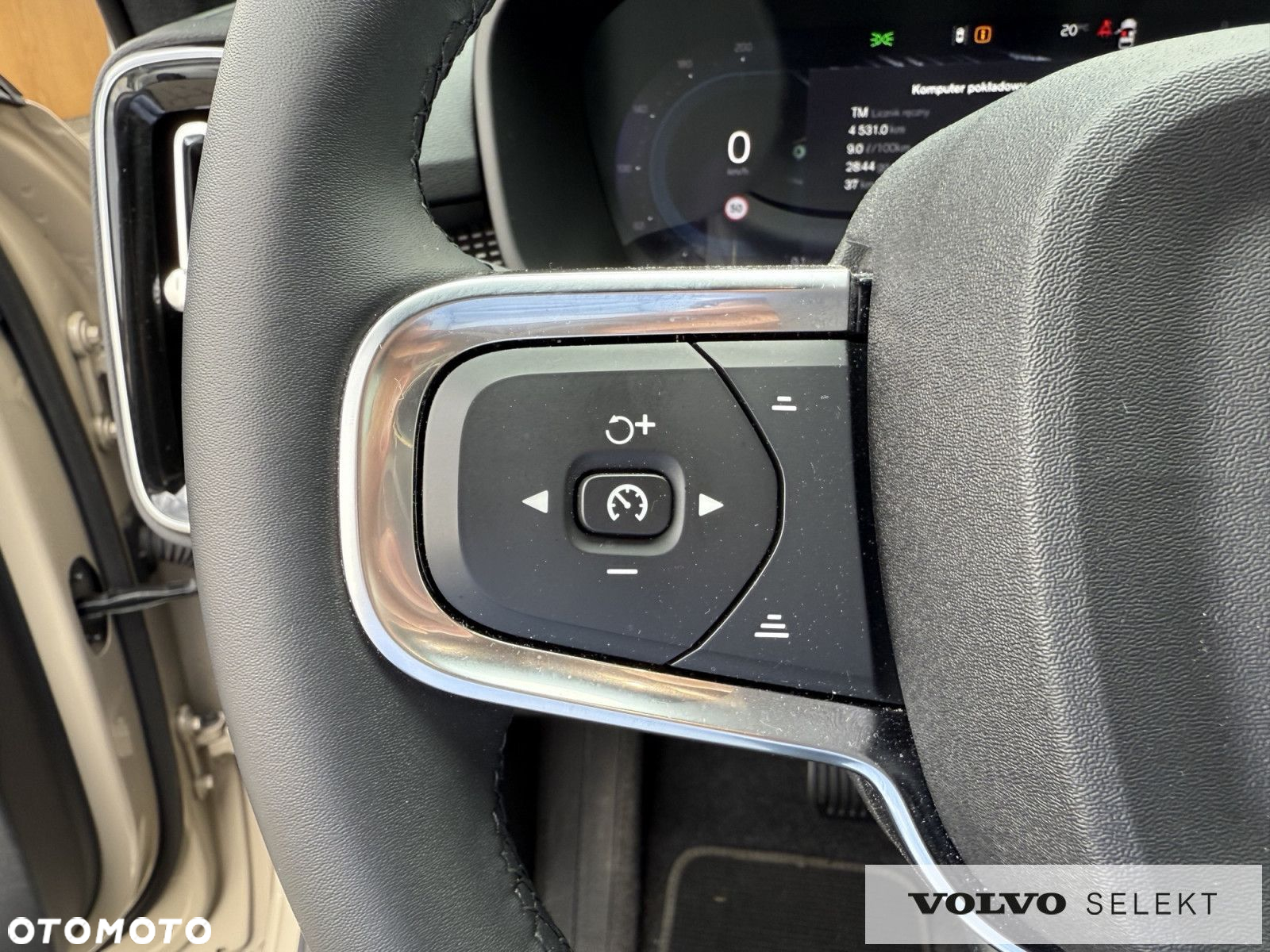 Volvo XC 40 - 20