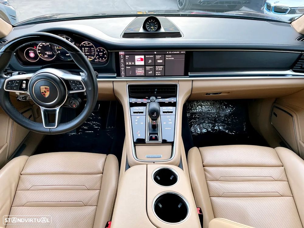 Porsche Panamera Sport Turismo 4 E-Hybrid Edition 10 Anos - 10