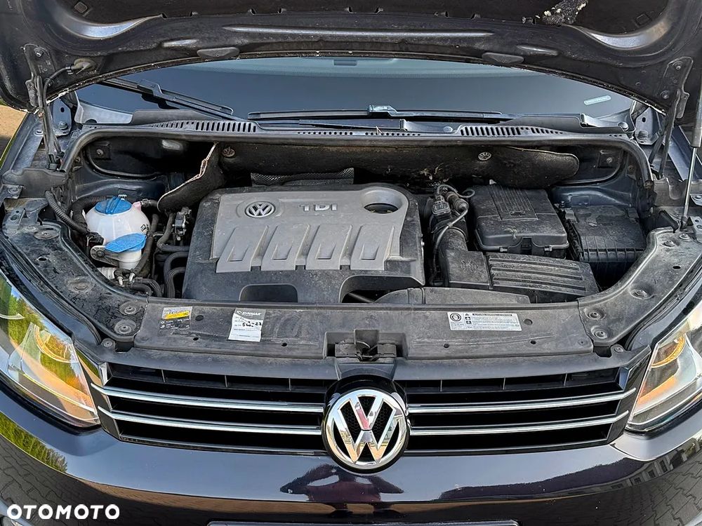 Volkswagen Touran 1.6 TDI DPF Highline - 25