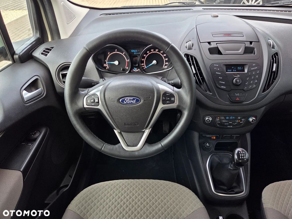 Ford Tourneo Courier 1.5 TDCi Ambiente - 21