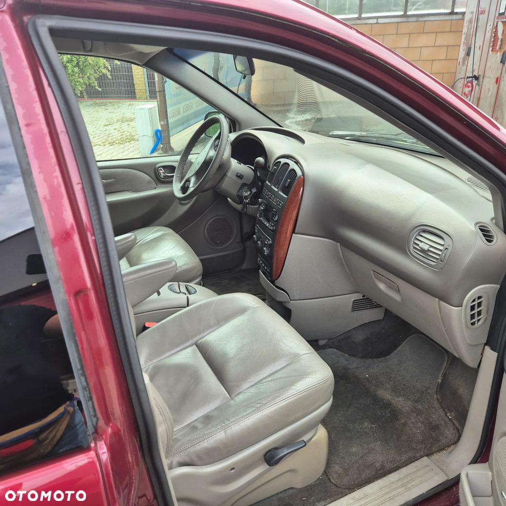 Chrysler Grand Voyager - 6