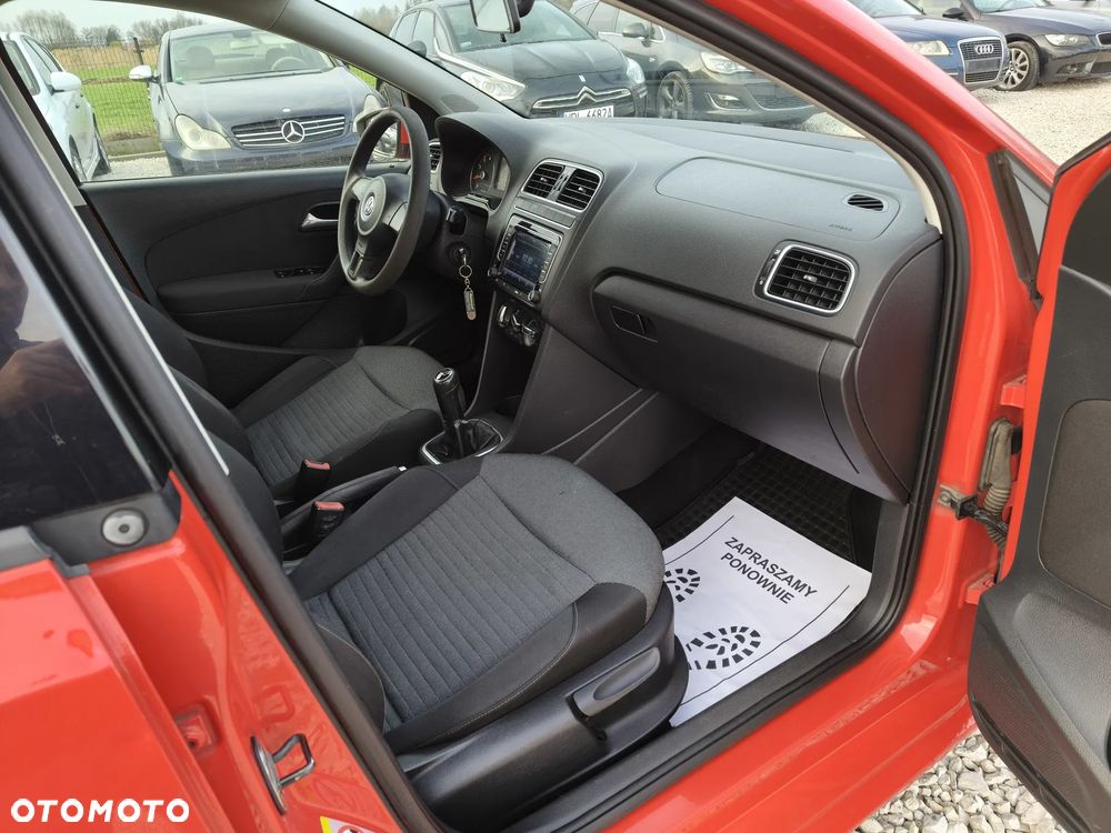 Volkswagen Polo 1.4 16V Comfortline Optimum - 29