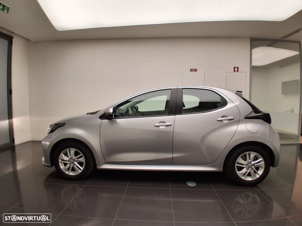 Toyota Yaris - 4