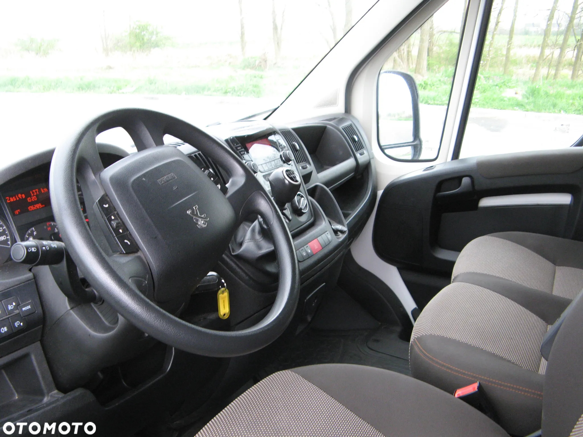 Peugeot BOXER 435 BlueHDi L4H2 Premium - 9