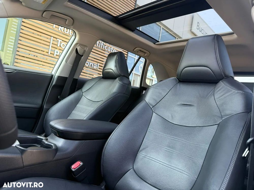 Toyota RAV4 - 24