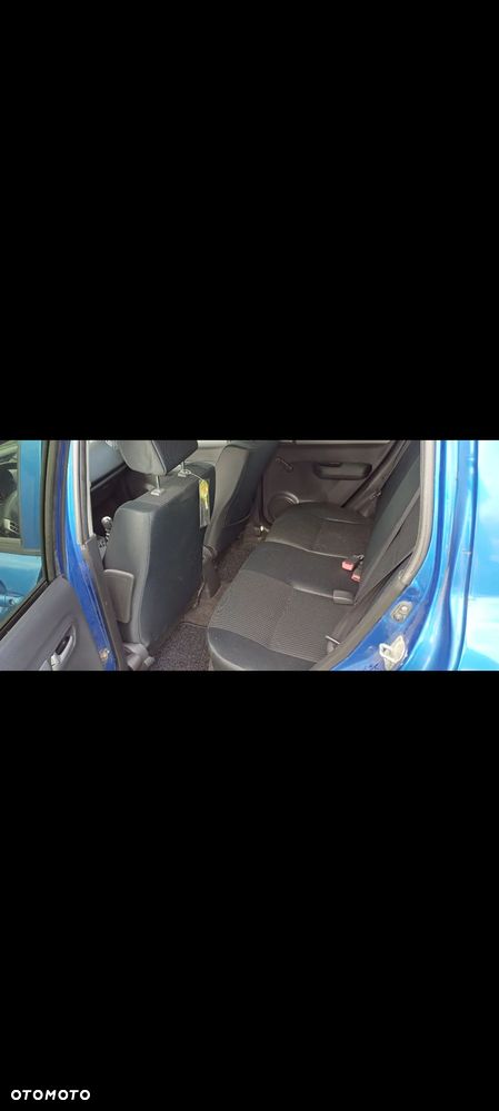 Suzuki Swift 1.3 DDiS 16v GLX - 4