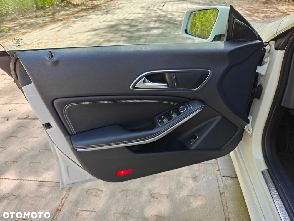 Mercedes-Benz CLA - 15