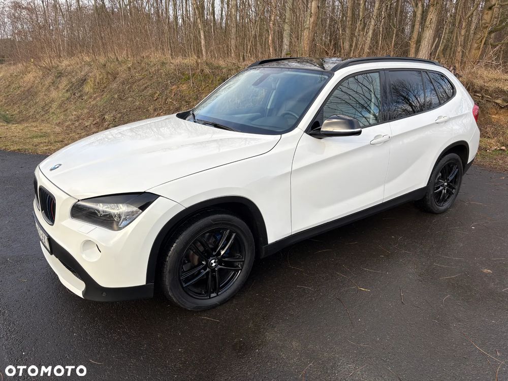 BMW X1 xDrive28i Sport Line - 4