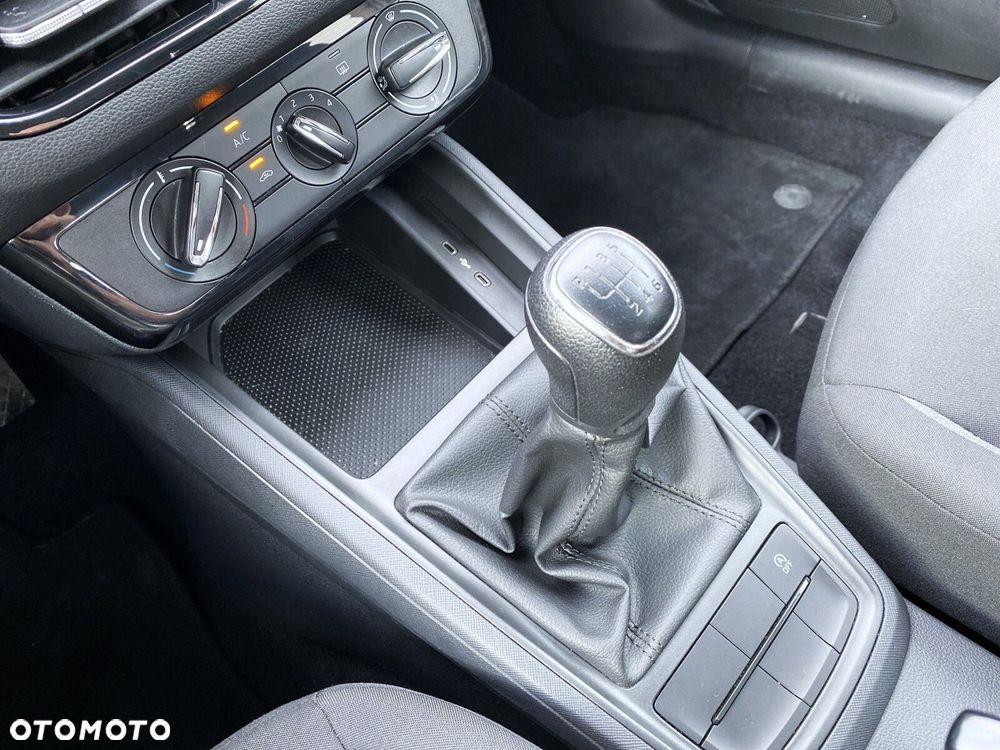 Skoda Scala 1.0 TSI Essence - 12