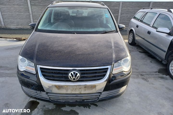 Motoras macara geam fata dreapta Volkswagen VW Touran 1 (facelift)  [din 2006 pana  2010] seria Min - 3