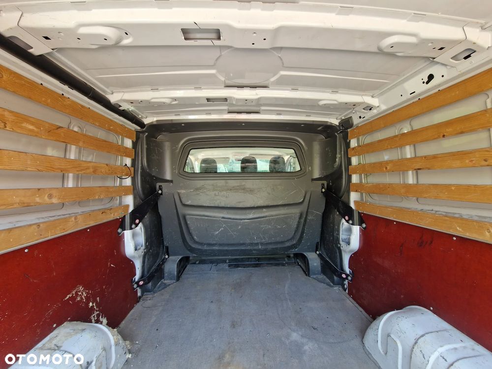 Opel VIVARO - 11