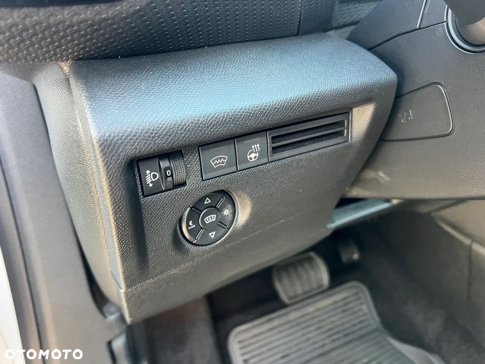 Citroën C4 PureTech 130 Stop&Start EAT8 FEEL PACK - 11