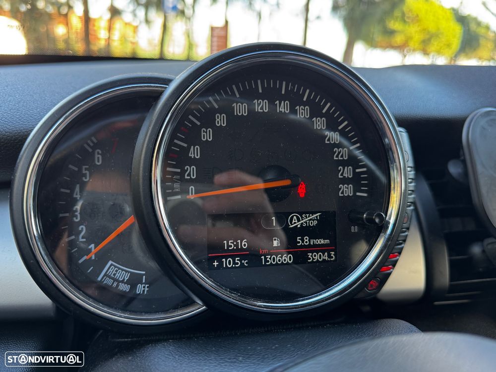 MINI 3 Portas One - 8