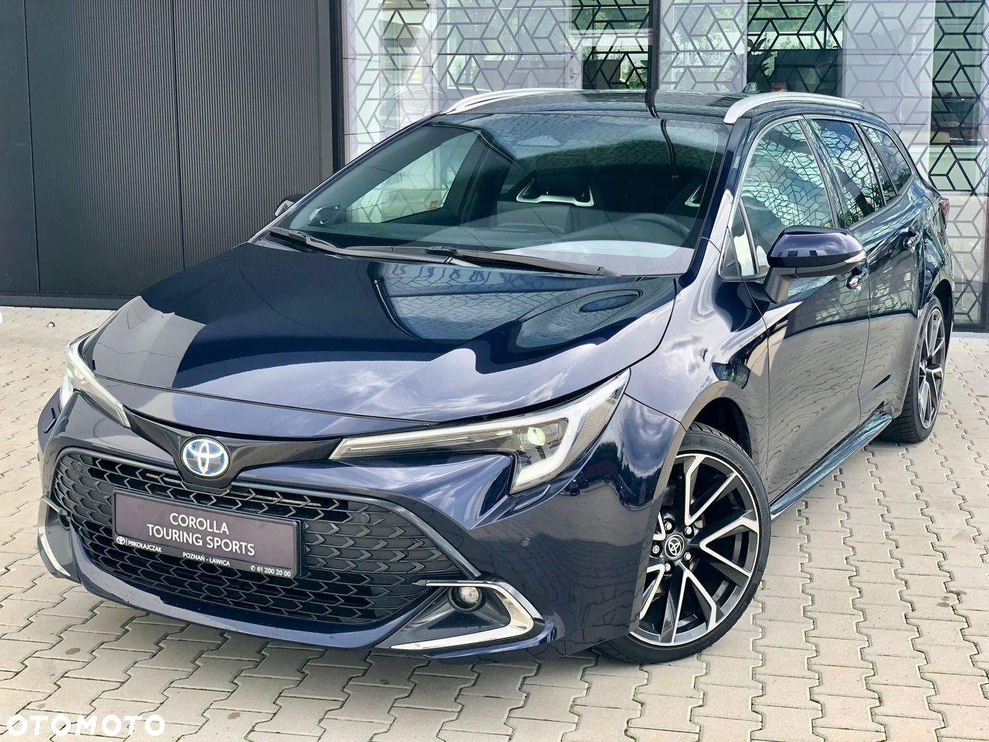 Toyota Corolla - 10