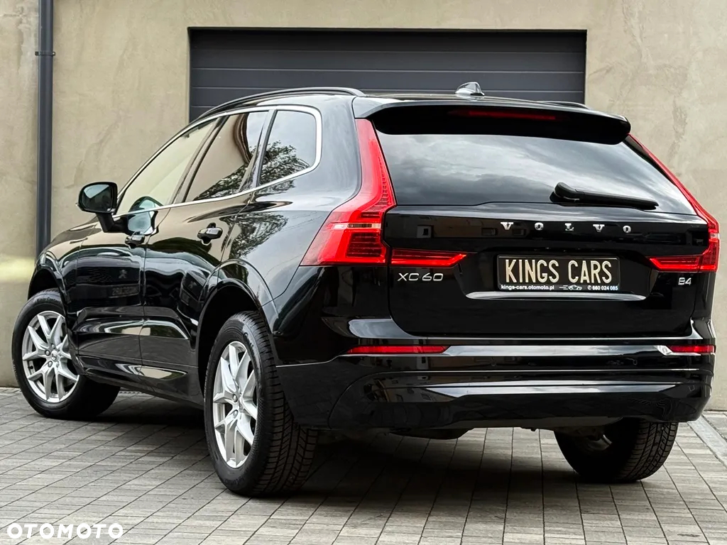 Volvo XC 60 B4 D Geartronic Momentum Pro - 26