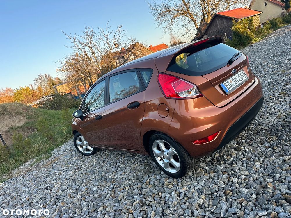 Ford Fiesta 1.25 Ambiente EU5 - 23