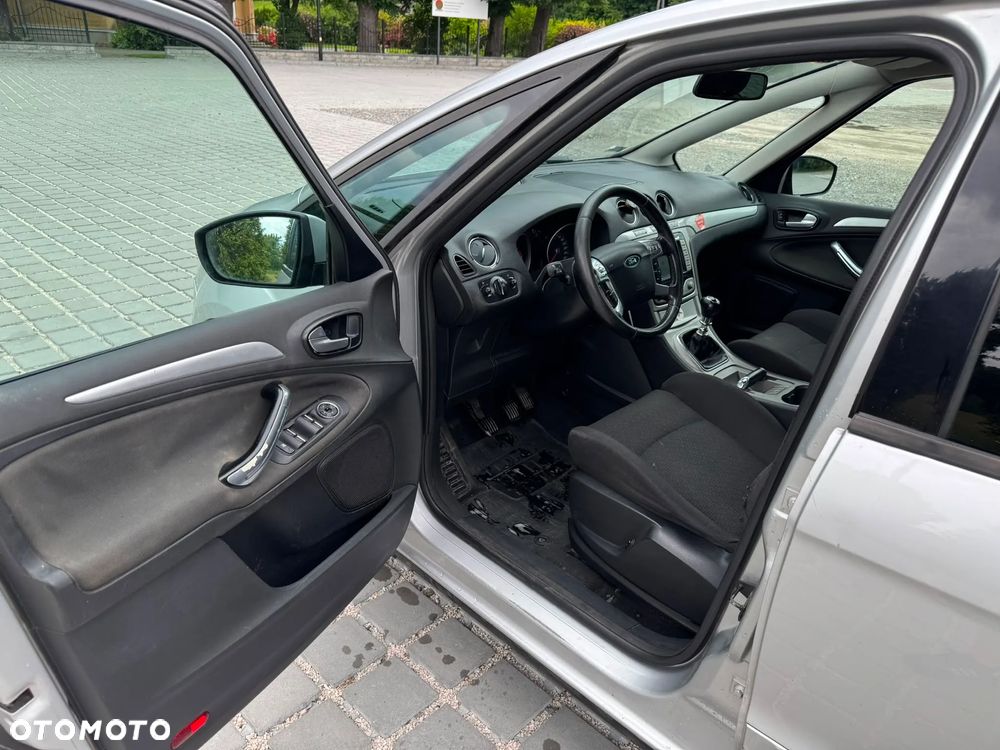 Ford S-Max - 7