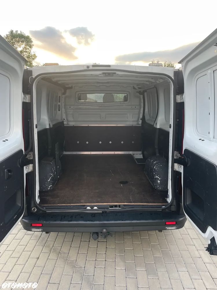 Renault Trafic - 10