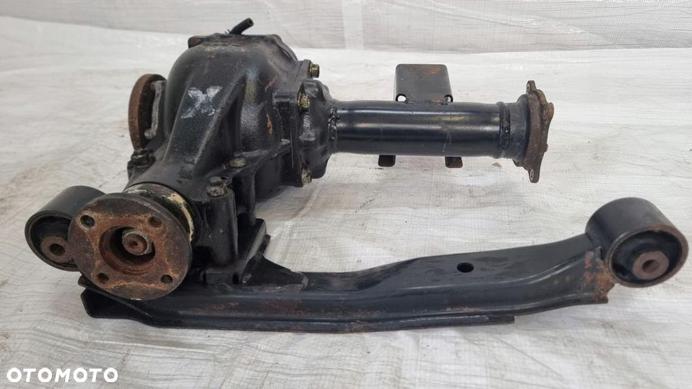 MOST PRZEDNI DYFER NISSAN TERRANO II (R20) 2.4 38511G23007 - 1