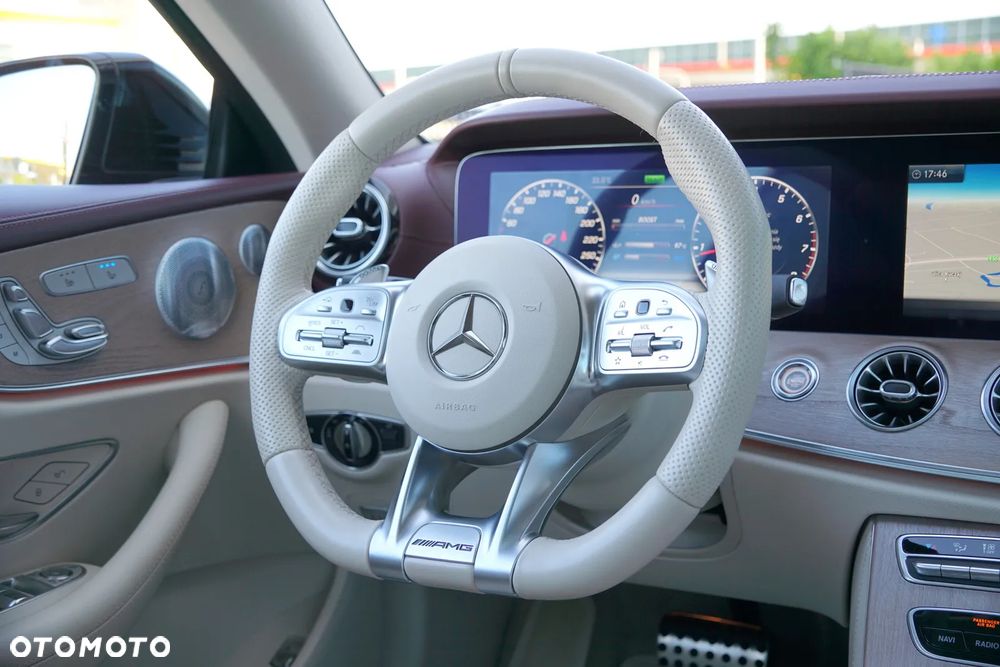 Mercedes-Benz Klasa E AMG 53 4-Matic+ 9G-TRONIC - 30