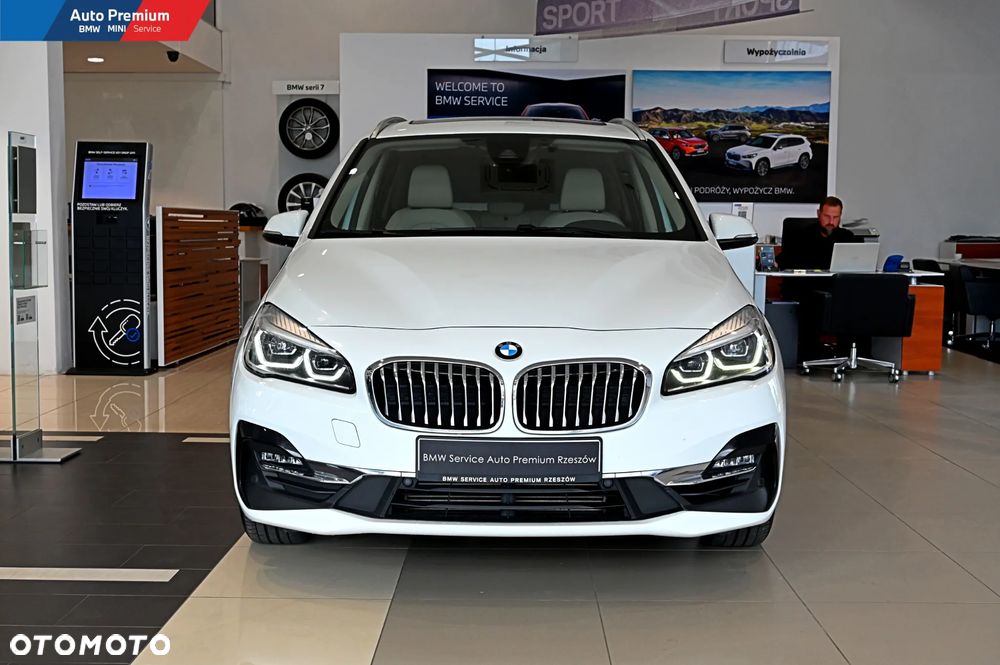 BMW Seria 2 220i Gran Tourer Luxury Line - 2