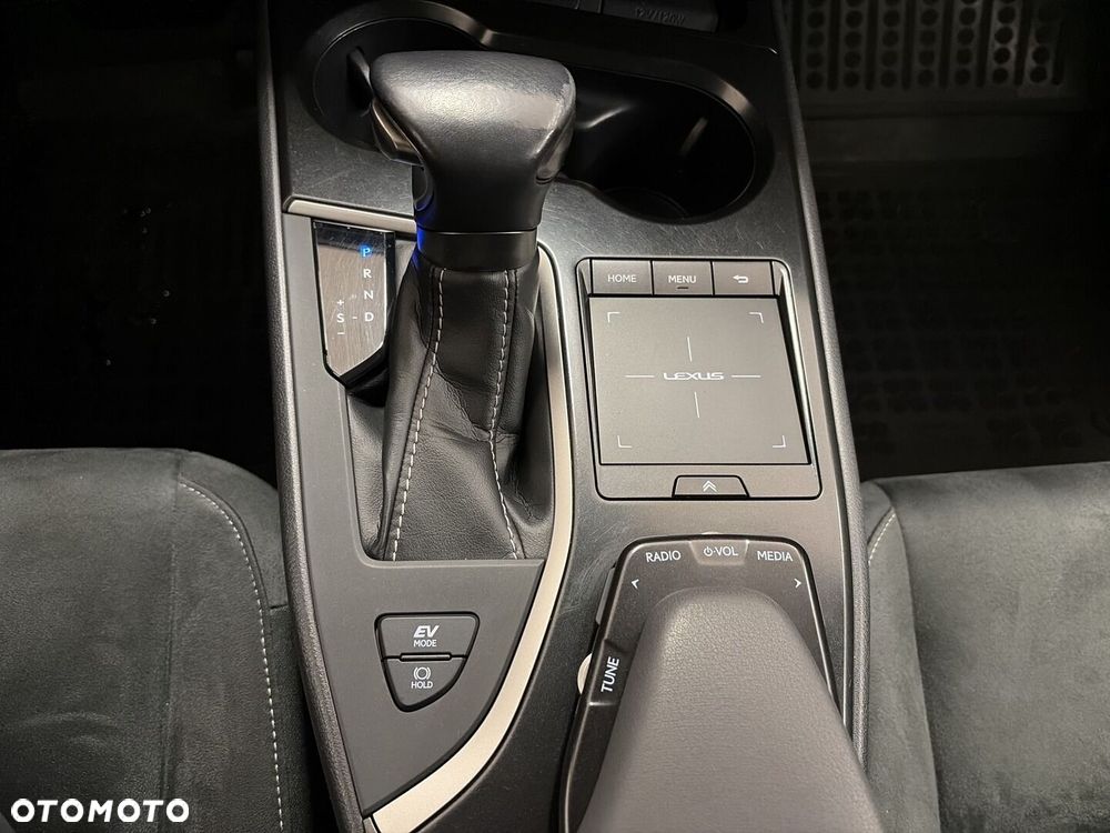 Lexus UX 250h GPF Business Edition 2WD - 20